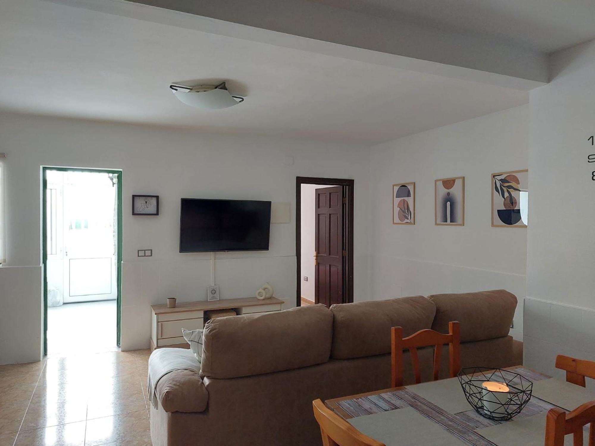 דירות Mi Casita En Tías מראה חיצוני תמונה